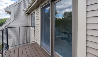 51 River Front Dr 3, Manchester, NH 03102