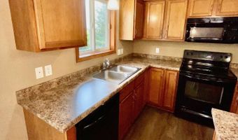 1905 20th St SW, Austin, MN 55912
