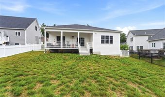 46 Somerset Cir, North Kingstown, RI 02852