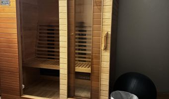 412 W Main St, Artesia, NM 88210