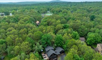 167 Valley View Dr, Albrightsville, PA 18210