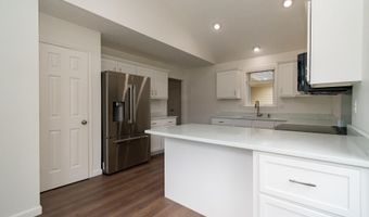 7 St Andrews Dr, Bedford, NH 03110