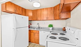 225 Queen St 11E, Honolulu, HI 96813