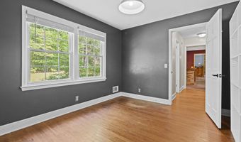 2106 Davie Ln, Camden, SC 29020