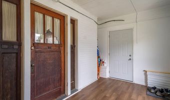 602 W ADAMS St, Abingdon, IL 61410