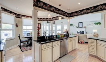 3836 Heron Watch Dr, Akron, OH 44319