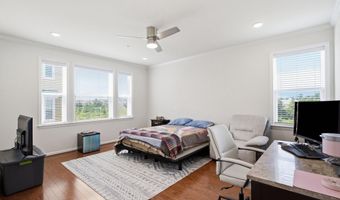 41983 WHITE MILLS Ter, Aldie, VA 20105