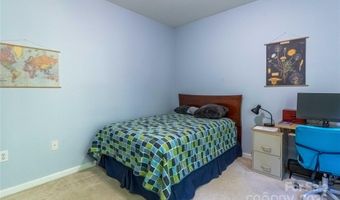 332 Appeldoorn Cir, Asheville, NC 28803