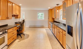 1061 Cherry Valley Rd, Bethlehem, NH 03574
