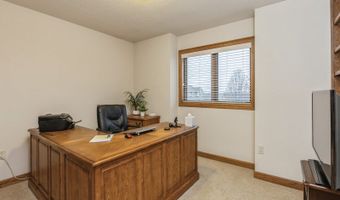 127 SW 36th Ln, Ankeny, IA 50023