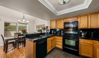 1262 Aristotle Gln, Escondido, CA 92026