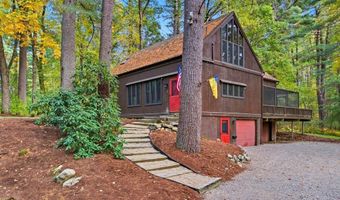 4 Lantern Ln, Bedford, MA 01730
