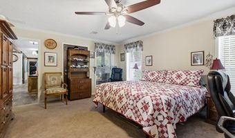 7970 SW 14th Pl, Bell, FL 32619