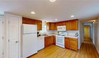 14 Krzak Rd, North Kingstown, RI 02852