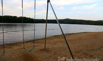 6 Davis Dr, Barnstead, NH 03225