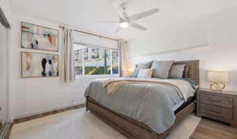 7532 Jerez Ct 9, Carlsbad, CA 92009