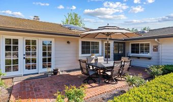 8 Country Glen Rd, Fallbrook, CA 92028