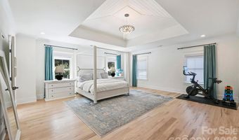 3224 E Ford Rd, Charlotte, NC 28205