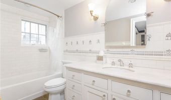 6 Searles Rd, Darien, CT 06820