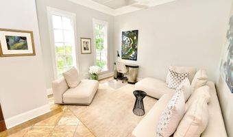 535 Lake Villa Dr, Baton Rouge, LA 70810