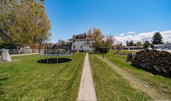464 S Meridian St, Blackfoot, ID 83221