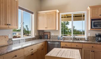 25150 Dersch Rd, Anderson, CA 96007