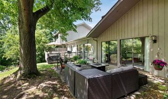 731 Creekside Dr 38, Aurora, OH 44202