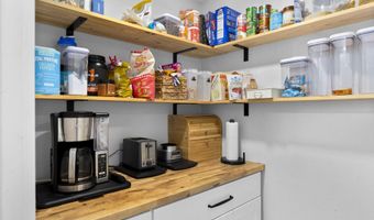 2195 NW 160TH Ave, Beaverton, OR 97006