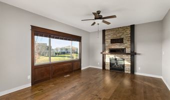 2107 NE 17th St, Ankeny, IA 50021