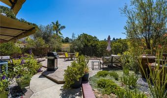 7686 E Big Canyon Dr, Anaheim, CA 92808