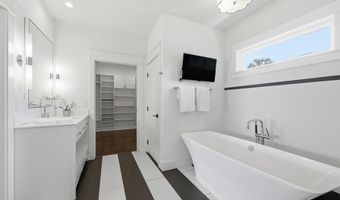 698 BEACH Ave, Atlantic Beach, FL 32233