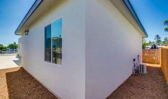 752 W 9th Ave, Escondido, CA 92025