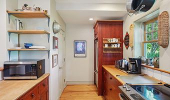 2473 Mt Hope Rd, Dodgeville, WI 53533