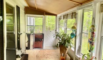 95 Albany Ave, Bartlett, NH 03812