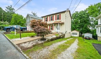 61 W Munson Ave, Andover, NJ 07801