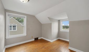 1203 W NORTHLAND Ave, Appleton, WI 54914