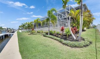 978 SIGNET Dr, Apollo Beach, FL 33572