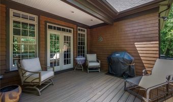 70 Great Rd, East Greenwich, RI 02818