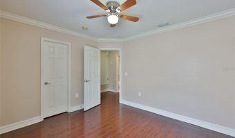 7318 GUILFORD PINE Ln, Apollo Beach, FL 33572