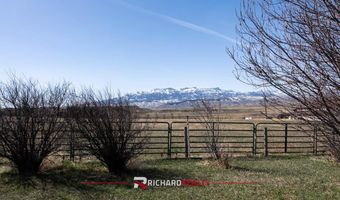 16 Caddis Ln, Cody, WY 82414