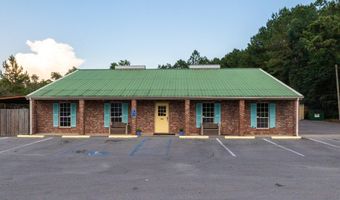 890 Vee St, Biloxi, MS 39532