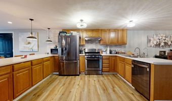 22 Cote Dr, Arundel, ME 04046