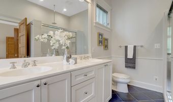 1903 N RANDOLPH St, Arlington, VA 22207