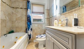 210 S Beverly Ave, Austintown, OH 44515