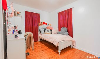 36 Benson Dr, Danbury, CT 06810