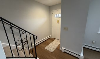 7 Homestead Ln 7, Brookfield, CT 06804