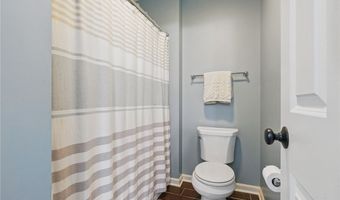 322 Dirkshire Ct, Adams Twp., PA 16046