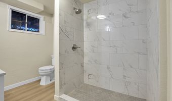 6423 SE HULL Ave, Milwaukie, OR 97267