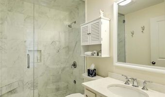 49 Walley St, Bristol, RI 02809