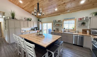 26633 Kring Point Rd, Alexandria Bay, NY 13607